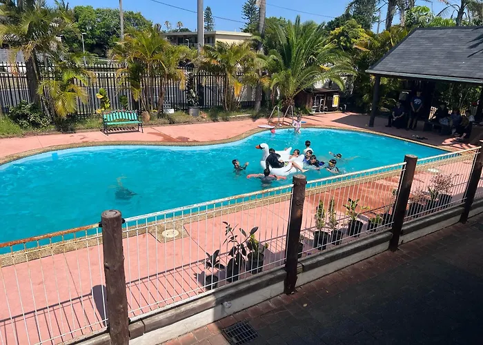 Central Jetty Motel